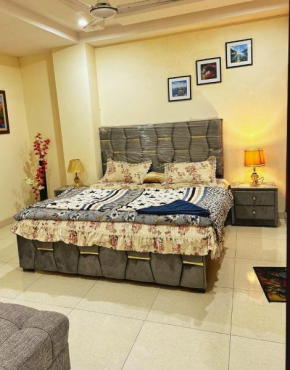 COZY COMFORT APARTMENT In E11